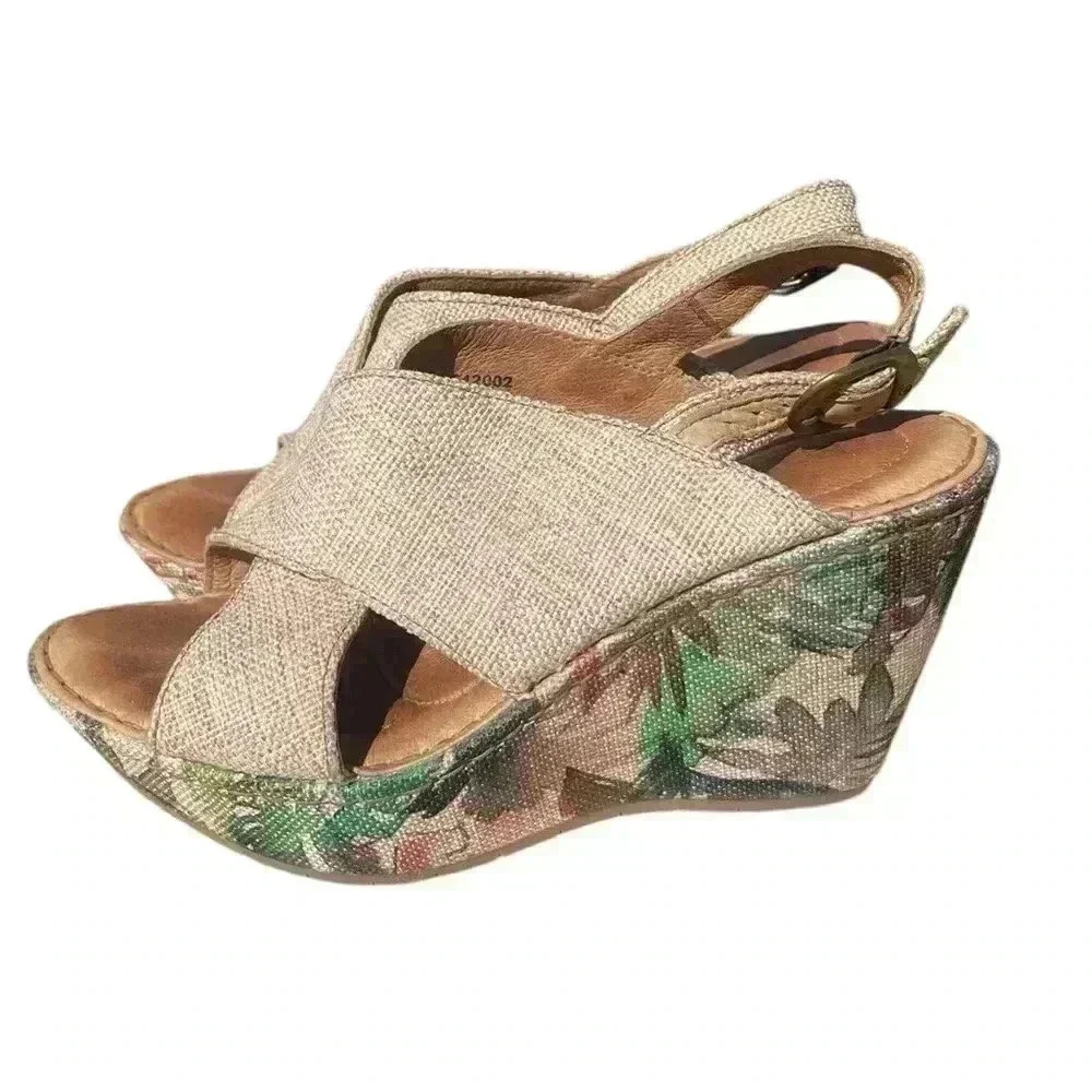 Born Emmy Il Wedge cream Sandal Preowned in Great Condition Women's Size 7 - Picture 3 of 7